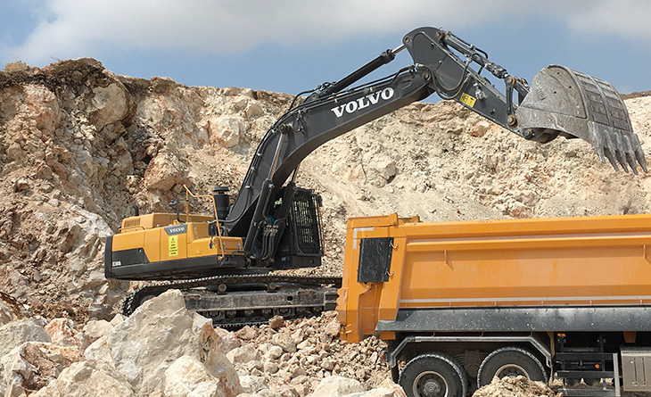 HAZIR BETON SEKTÖRÜNE YÖN VEREN BURSA BETON, VOLVO'YU TERCİH ETTİ